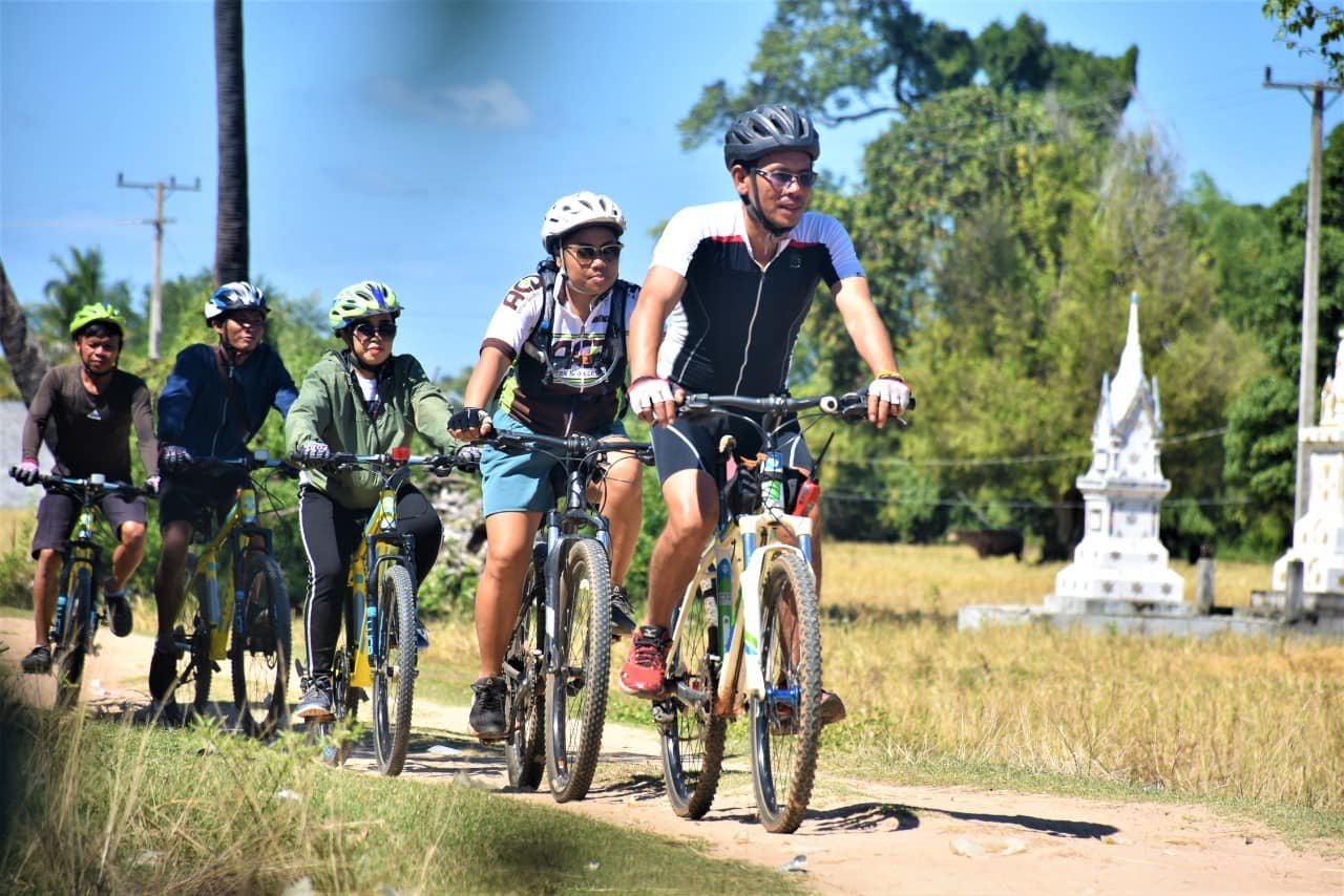 5 Days Luang Prabang Cycling To Thailand Border